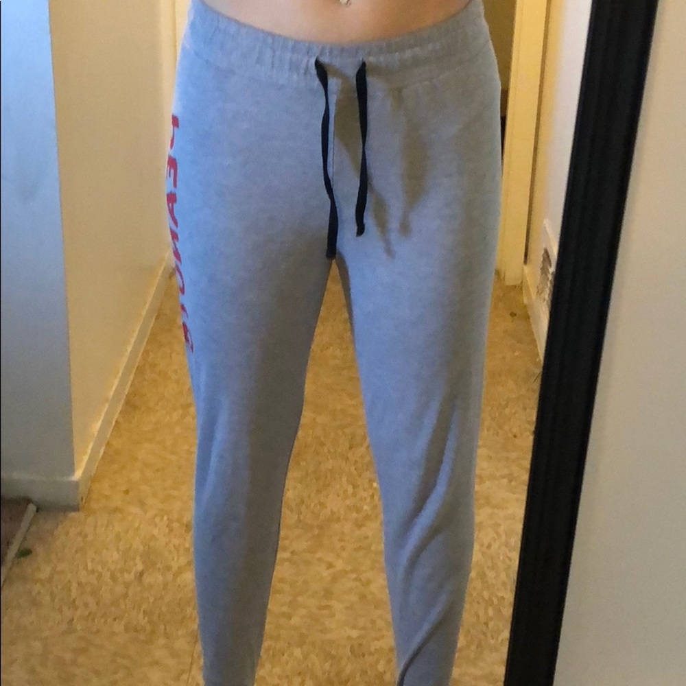 sweats - Picture 2 of 3